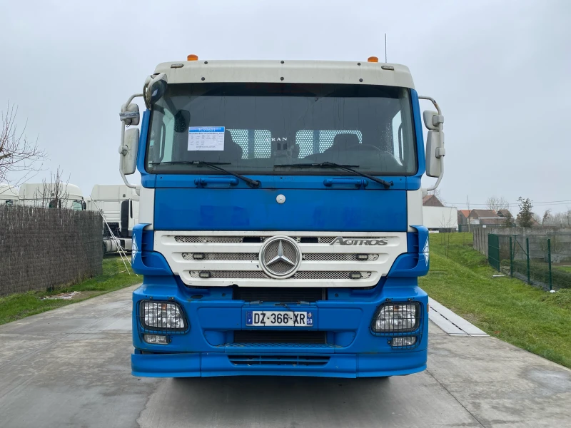 Mercedes-Benz Actros 2636 - 6X4 GRUE HIAB 16 T , снимка 2 - Камиони - 48819400