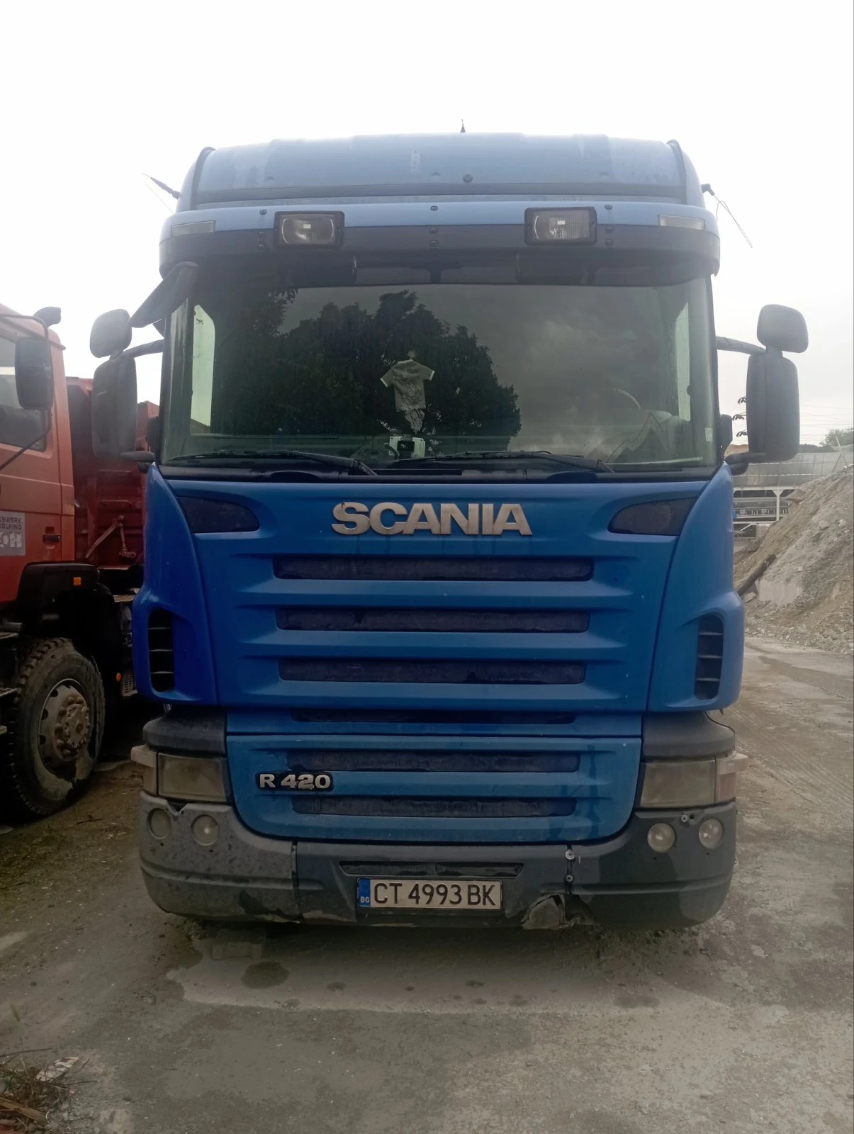 Scania P 420 Влекач