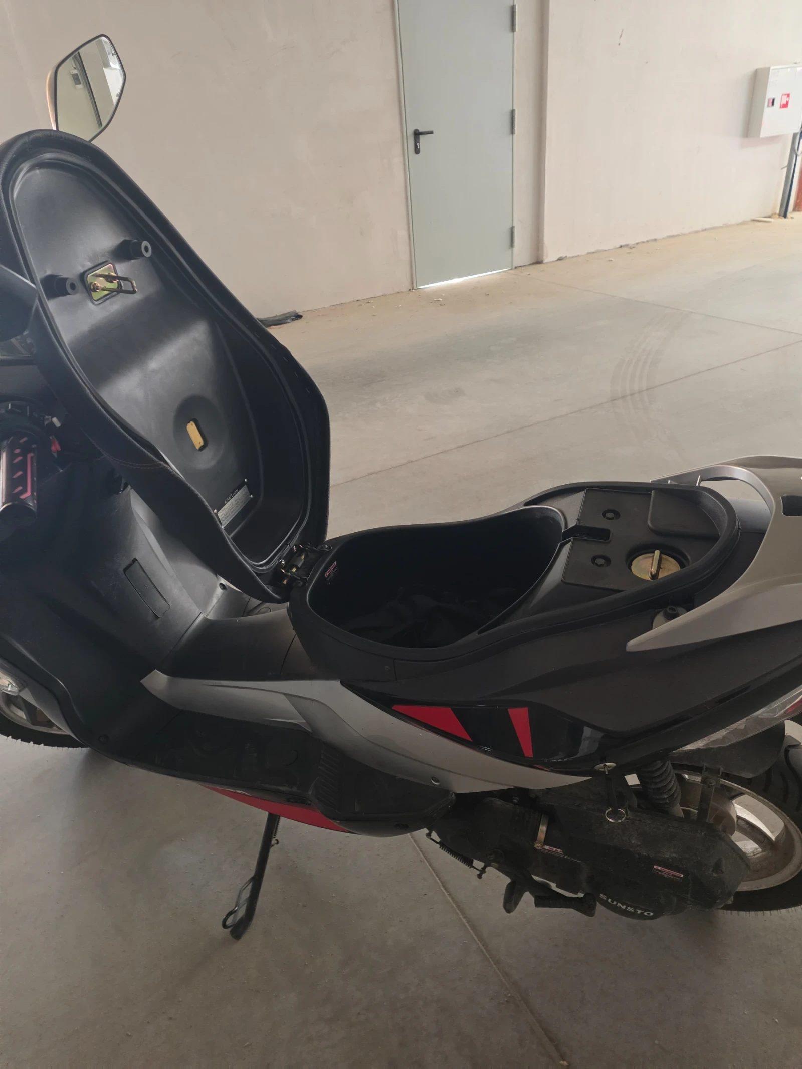 Sunsto M R8 50cc 6 HP, снимка 10 - Мотоциклети и мототехника - 55780200
