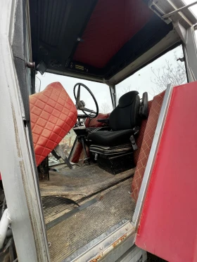 Трактор Massey, снимка 2