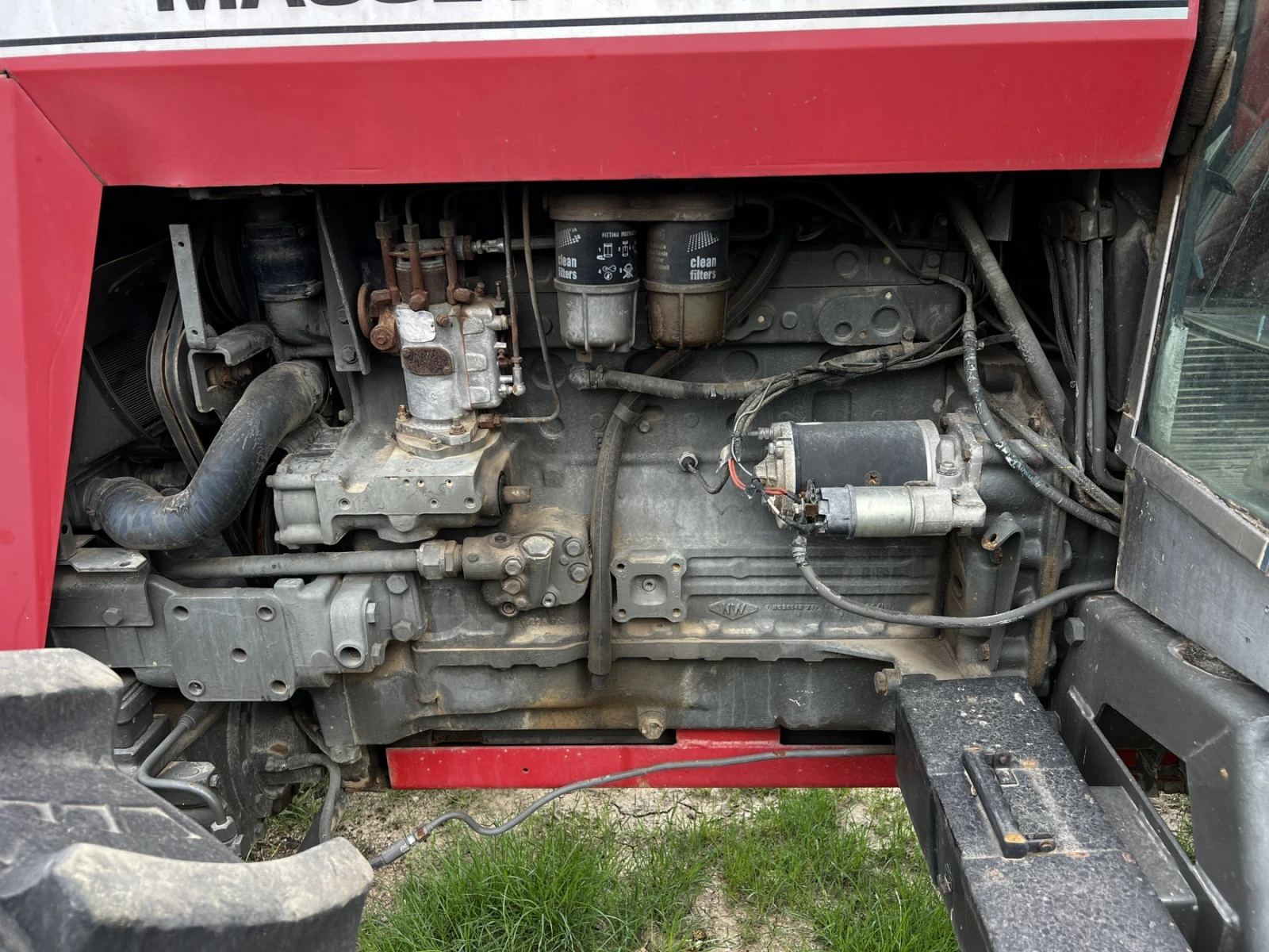 Трактор Massey, снимка 6 - Селскостопанска техника - 53923804