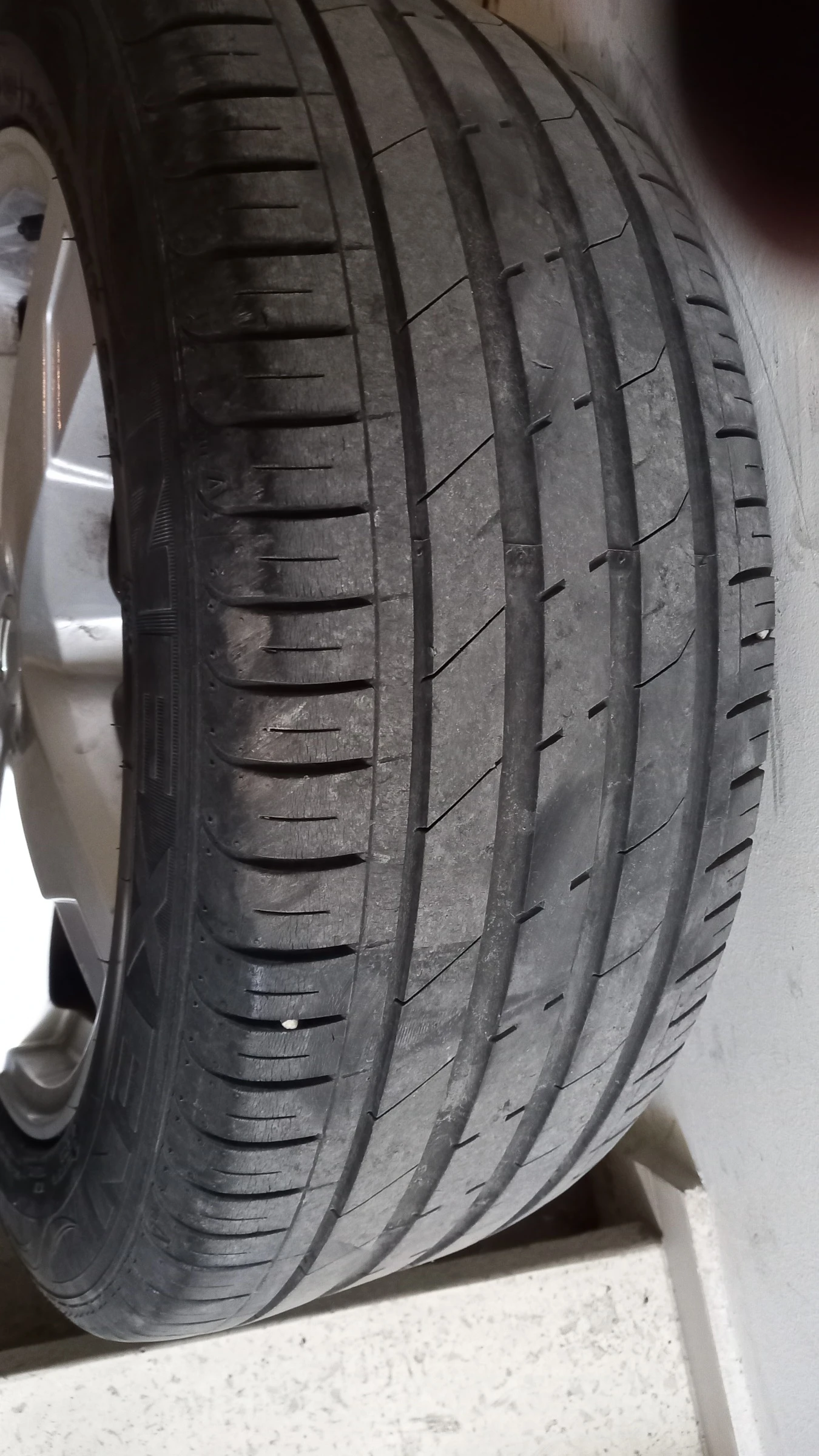 Гуми с джанти Nexen 225/45R17, снимка 4 - Гуми и джанти - 54753286