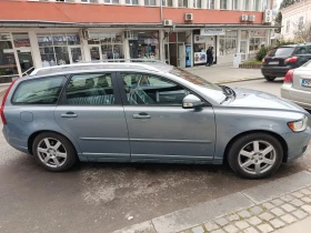 Volvo V50 1.6 drive 115к.с + Нови зимни и летни гуми, снимка 2
