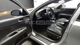 Kia K5, снимка 10