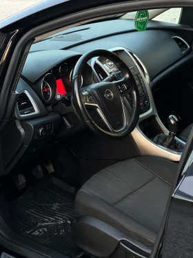 Opel Astra 1.4Т Газ!, снимка 5