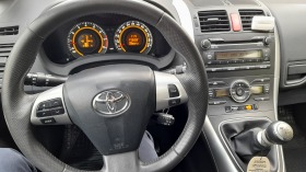 Toyota Auris, снимка 7