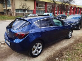 Opel Astra J Sport Tourer, снимка 3 - Автомобили и джипове - 45498377
