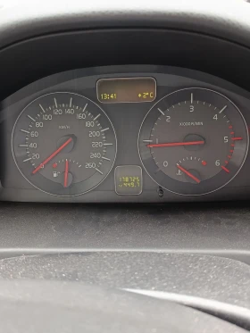 Volvo V50 1.6 drive 115к.с - 4950 € / 9681.36 лв. - 64765461 8