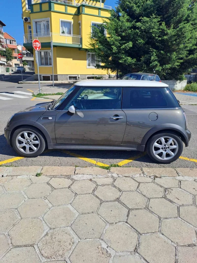 Mini Cooper 1.4 D4D ONE, снимка 6 - Автомобили и джипове - 47365820