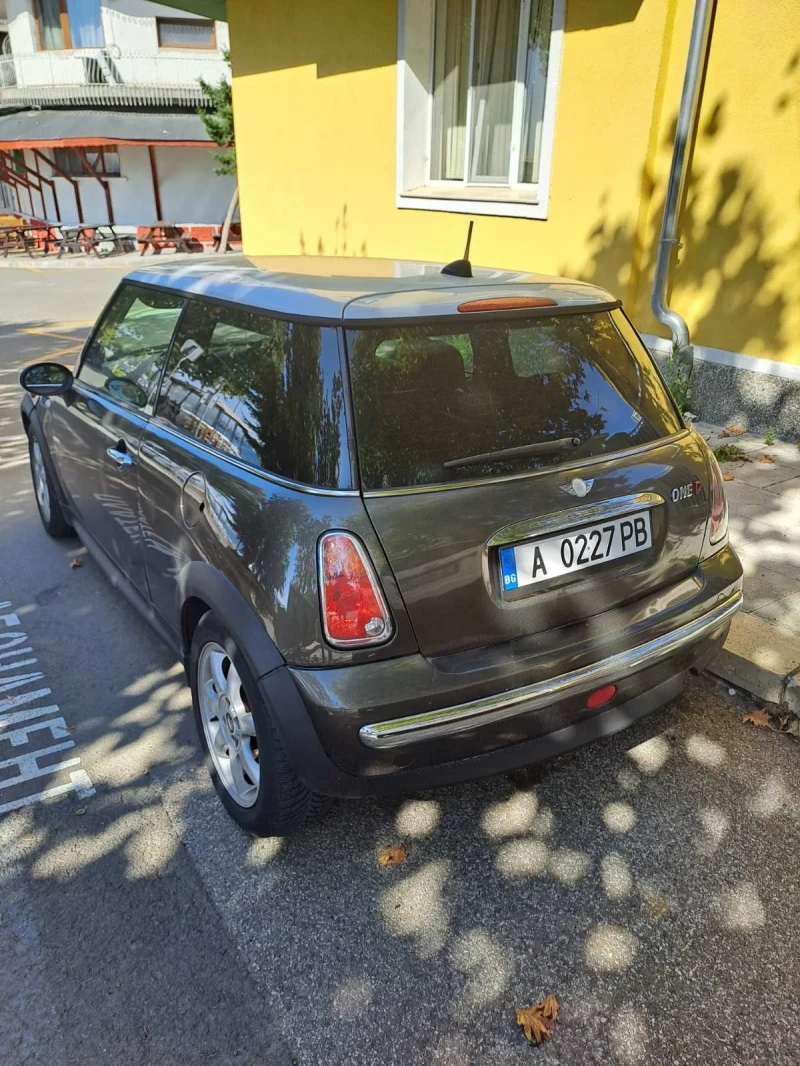 Mini Cooper 1.4 D4D ONE, снимка 3 - Автомобили и джипове - 47365820