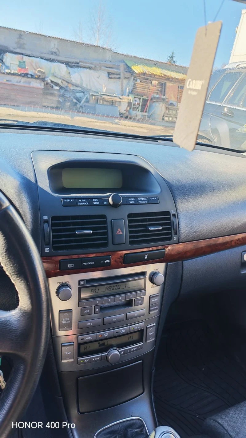 Toyota Avensis, снимка 8 - Автомобили и джипове - 52523931