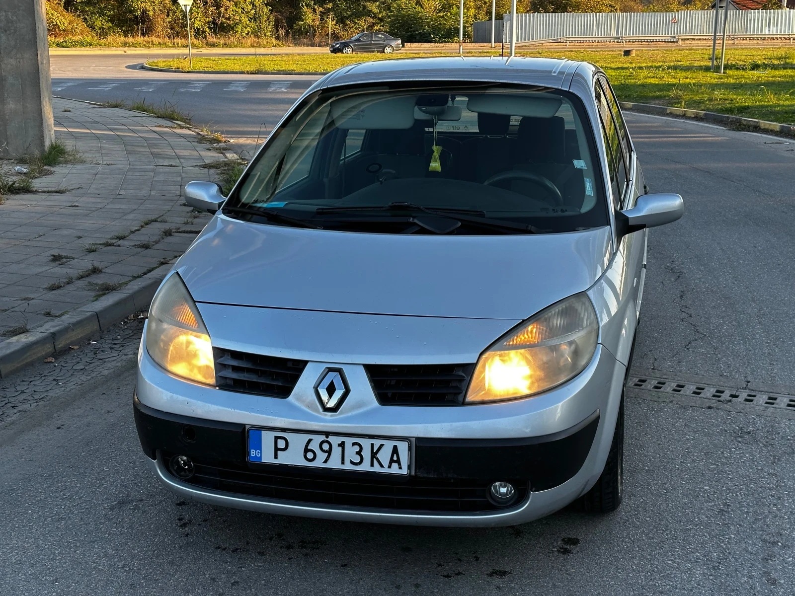 Renault Scenic 1.9DCi - изображение 2