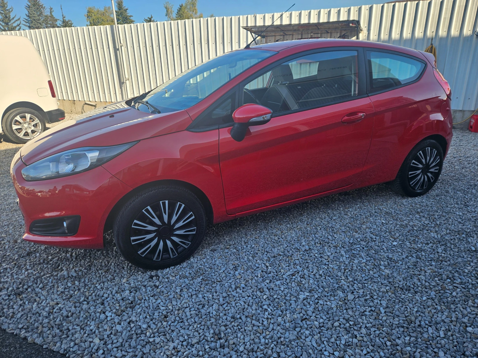 Ford Fiesta 1.25I EVRO 6B - изображение 4