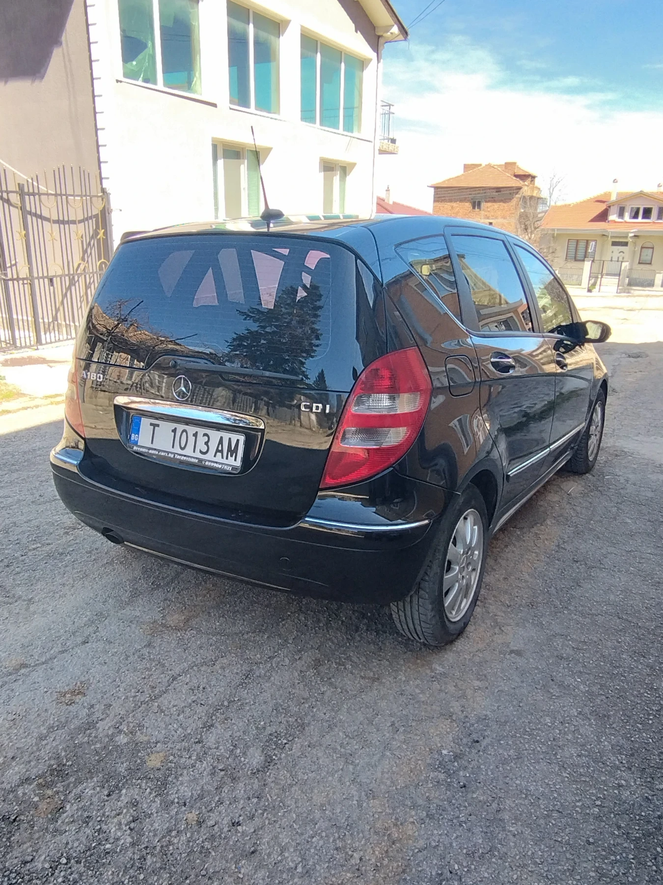 Mercedes-Benz A 180  - изображение 5