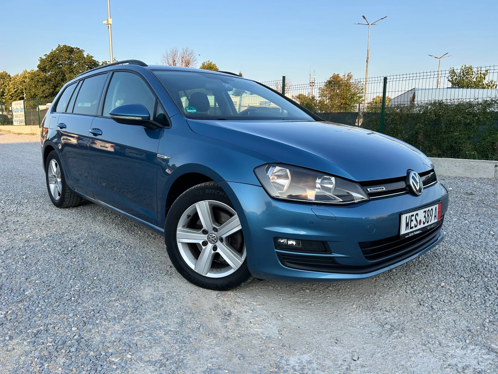 VW Golf Variant 1.6TDi/NAVi/110k.c./KAMERA - изображение 2