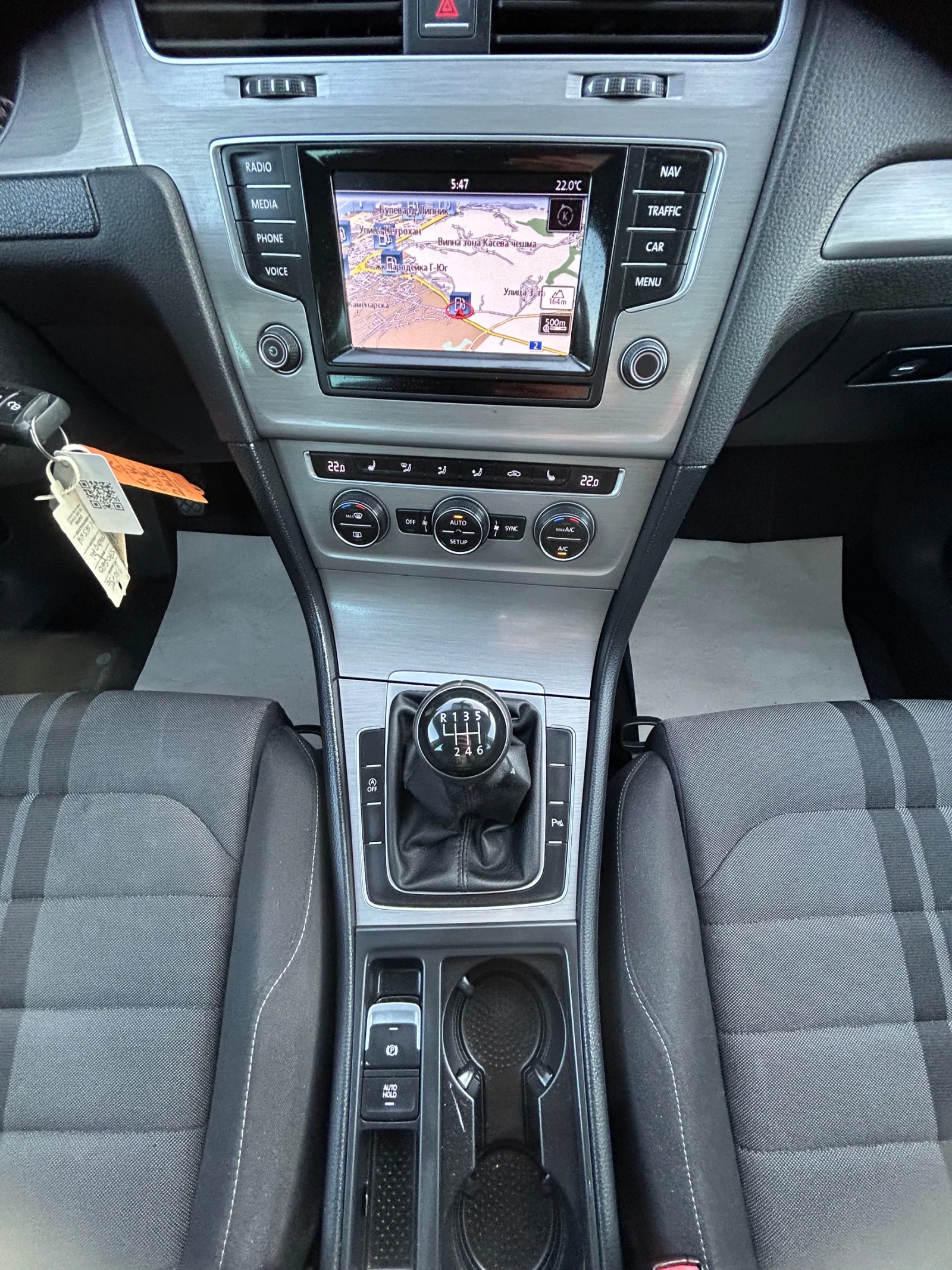 VW Golf 1.6TDi/NAVi/110k.c./KAMERA | Mobile.bg   14