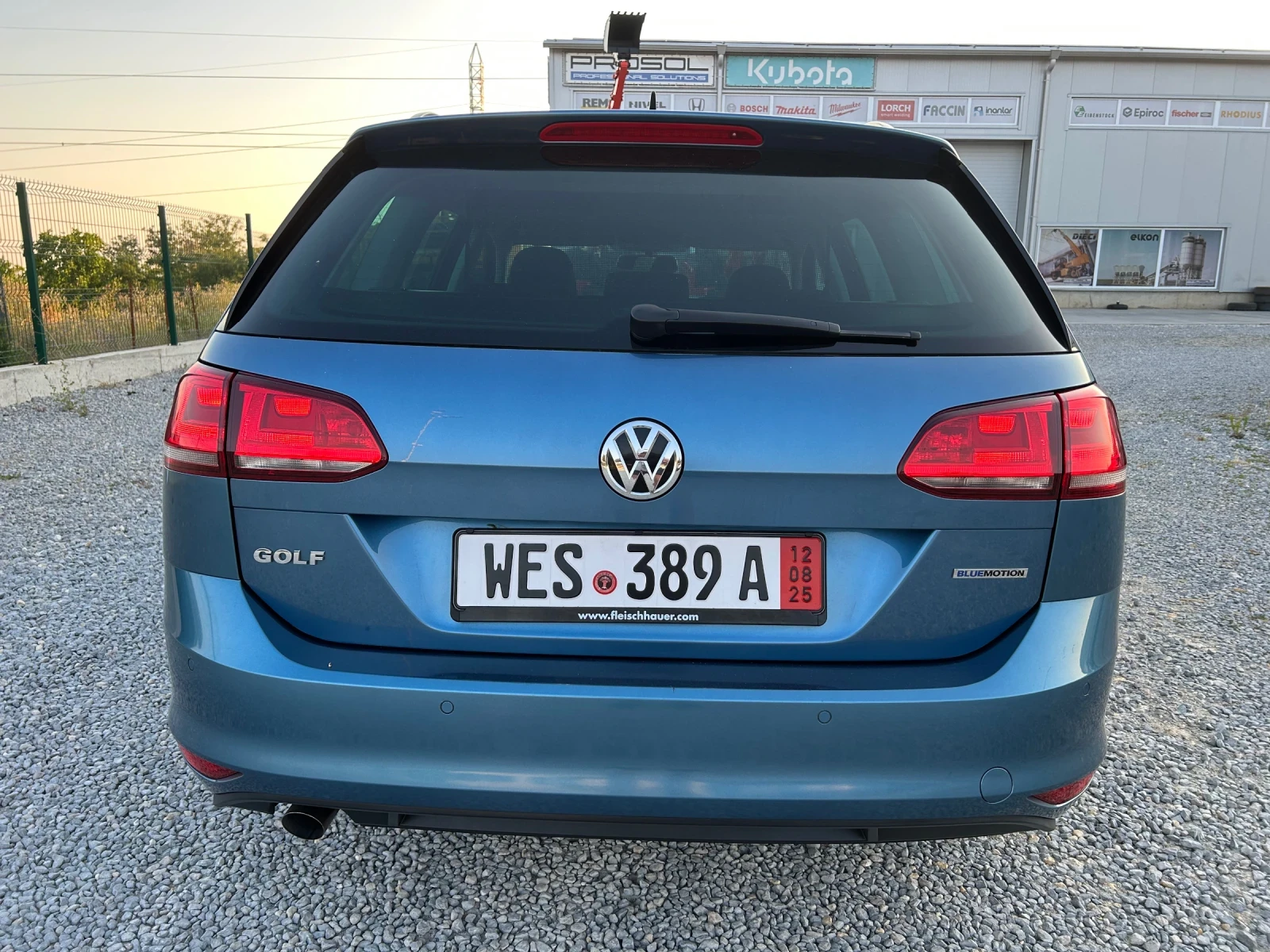VW Golf Variant 1.6TDi/NAVi/110k.c./KAMERA - изображение 3