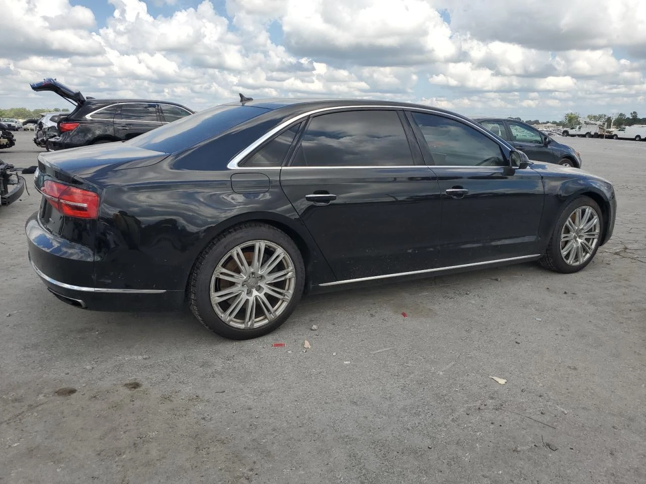 Audi A8 L* 3.0T* MATRIX* ХЕДЪП* ОБДУХВАНЕ* ДИСТРОНИК* КАМЕ - изображение 2