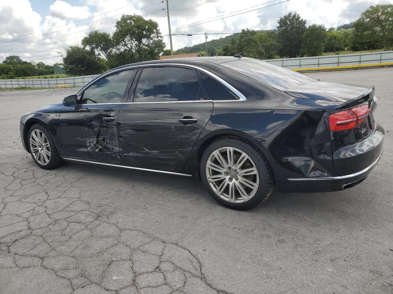 Audi A8 L* 3.0T* MATRIX* ХЕДЪП* ОБДУХВАНЕ* ДИСТРОНИК* КАМЕ - изображение 4