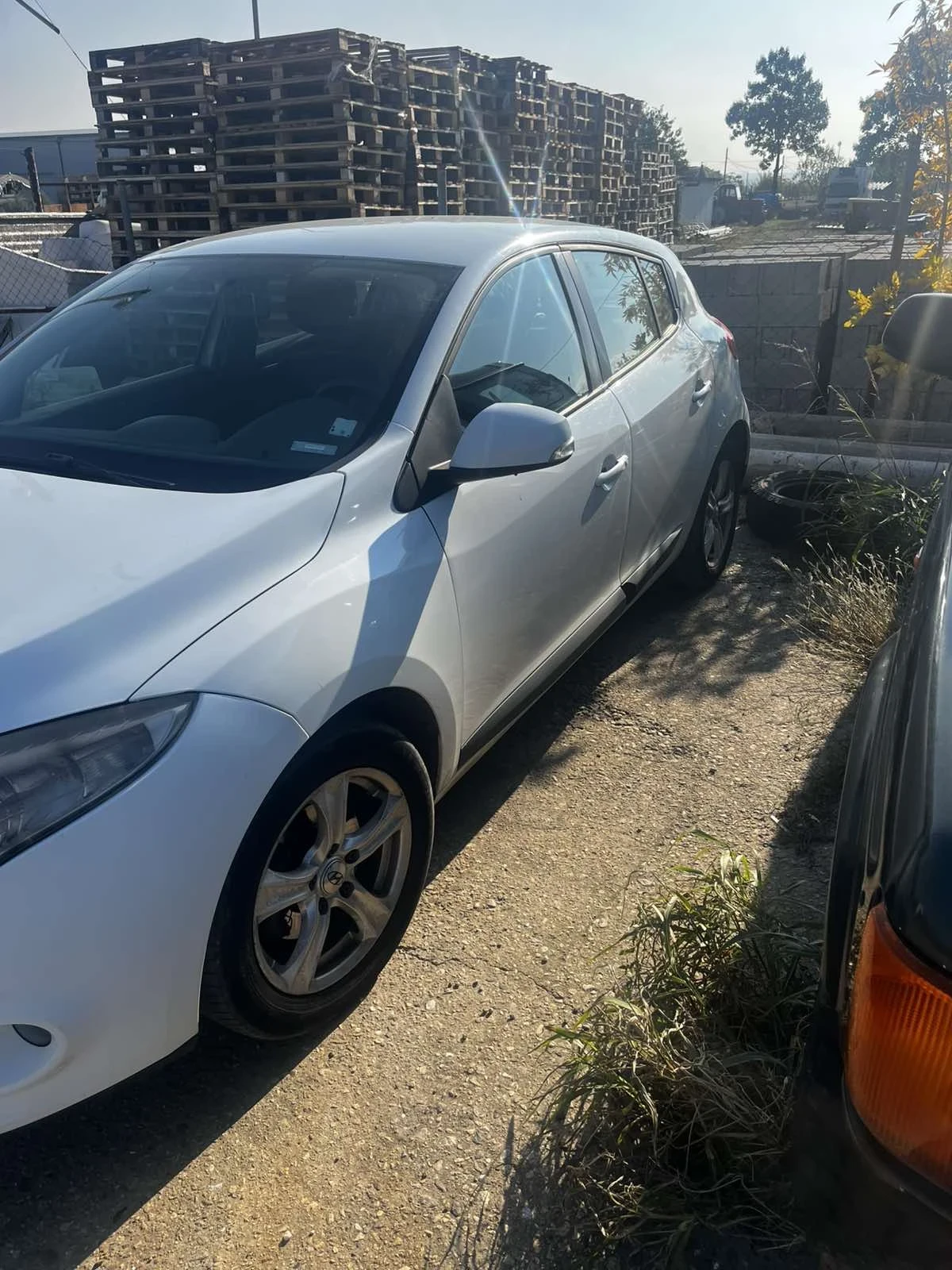 Renault Megane | Mobile.bg — изображение 2