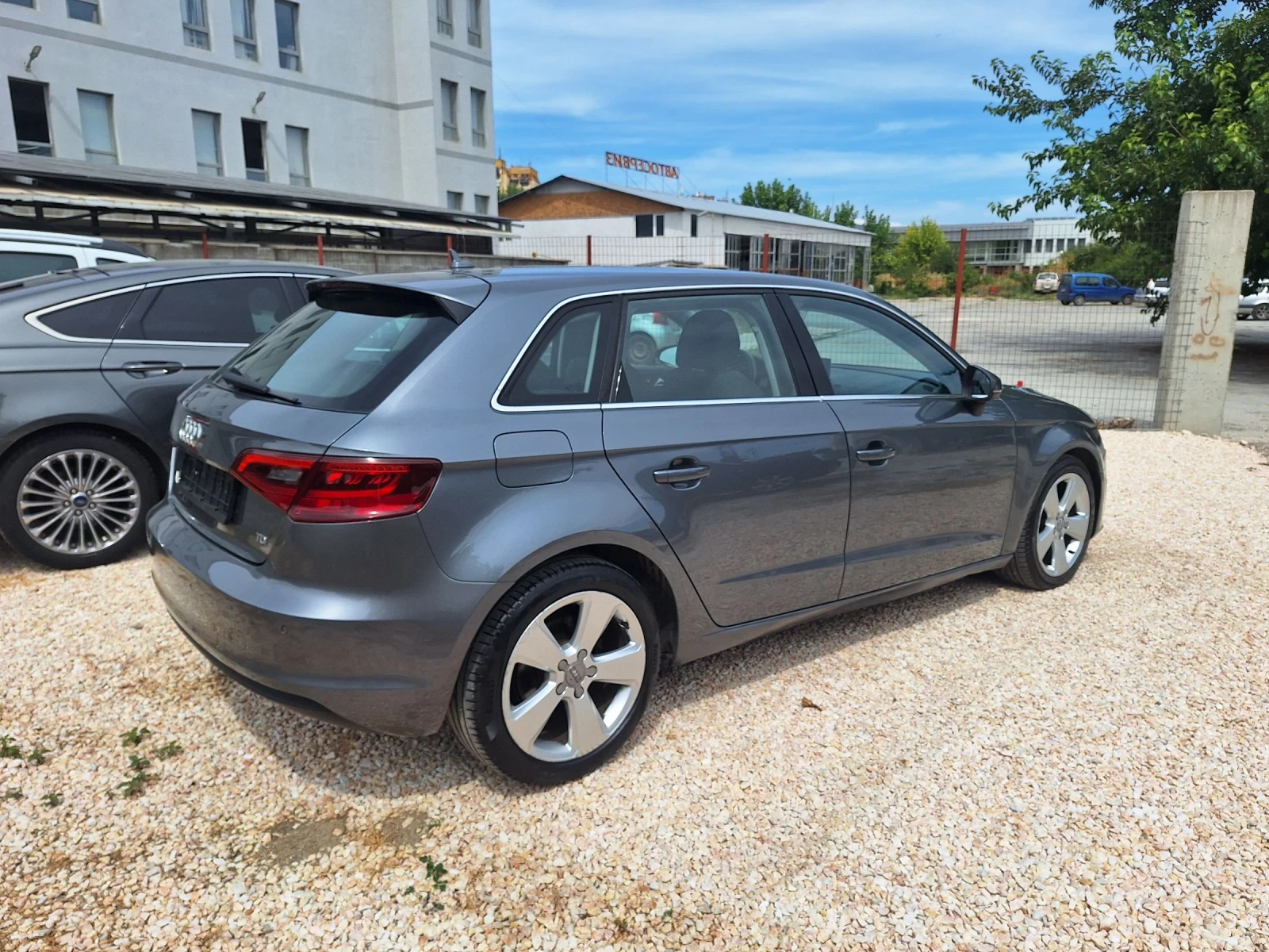 Audi A3 1.6TDI* ФЕЙСЛИФТ/АВТОМАТ/НАВИГАЦИЯ/ЛЕД/КСЕНОН*  | Mobile.bg — изображение 6