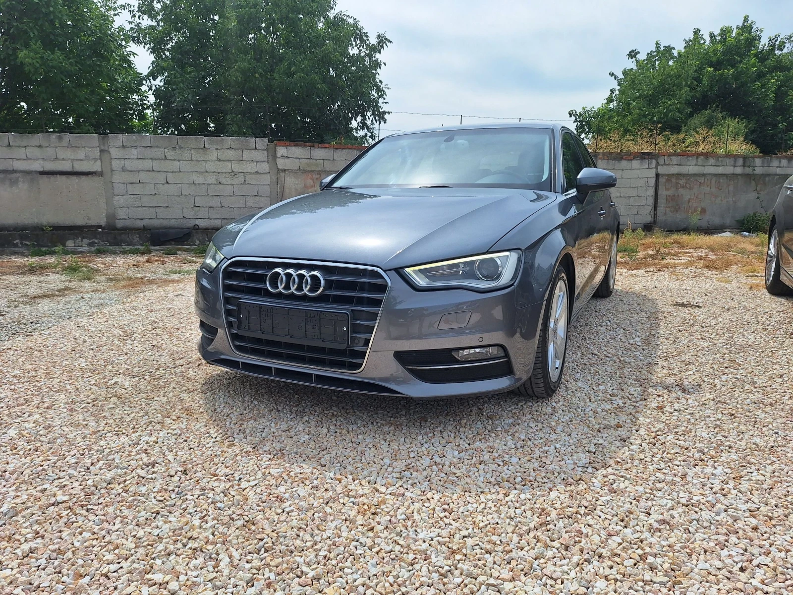 Audi A3 1.6TDI* ФЕЙСЛИФТ/АВТОМАТ/НАВИГАЦИЯ/ЛЕД/КСЕНОН*  | Mobile.bg — изображение 1