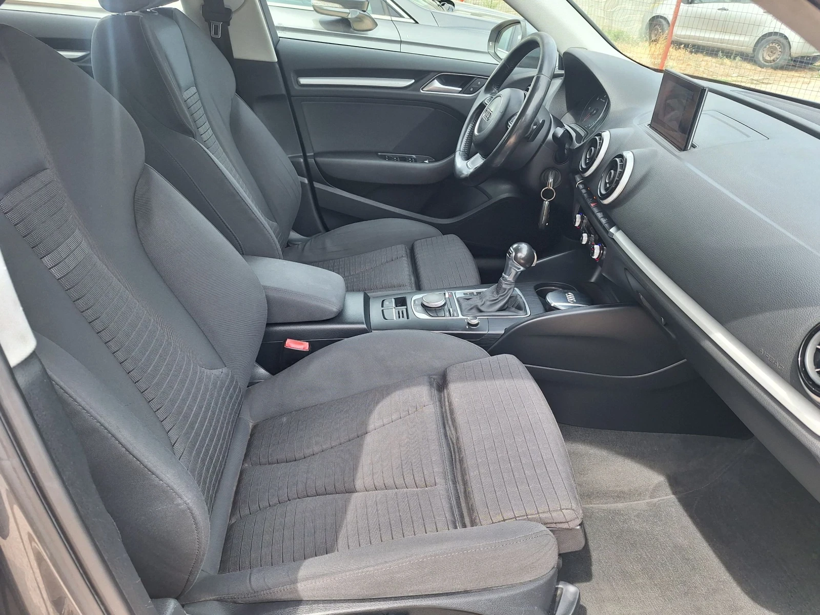 Audi A3 1.6TDI* ФЕЙСЛИФТ/АВТОМАТ/НАВИГАЦИЯ/ЛЕД/КСЕНОН*  | Mobile.bg — изображение 11