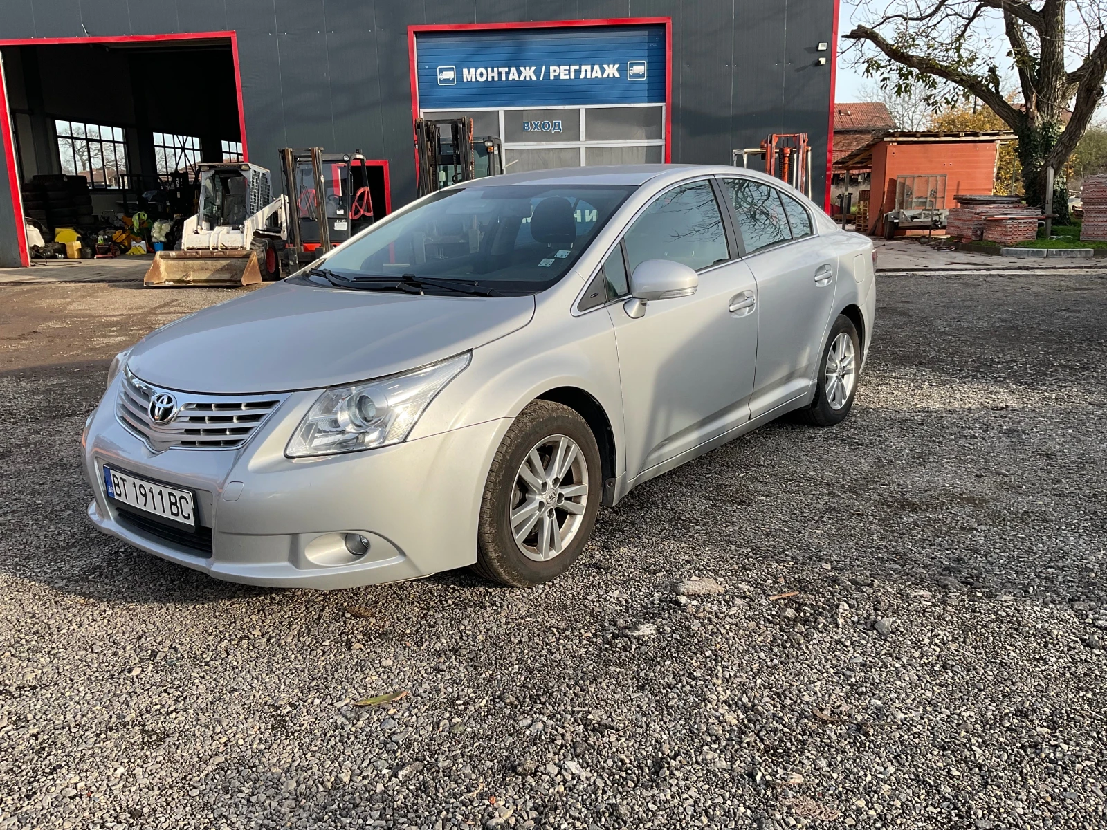 Toyota Avensis 2.0 D4D 126 кс  - изображение 8