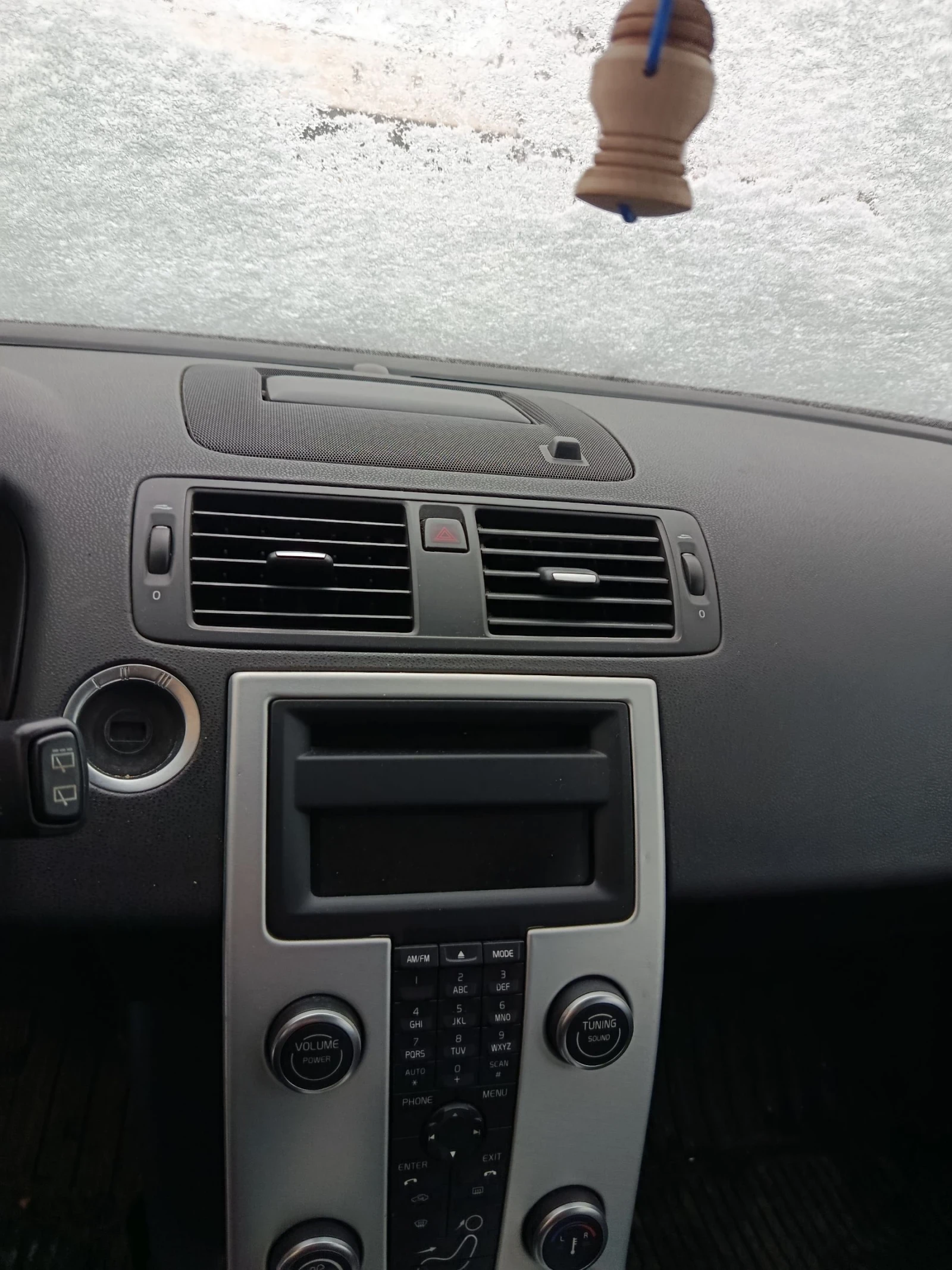 Volvo V50 1.6 drive 115к.с - изображение 7