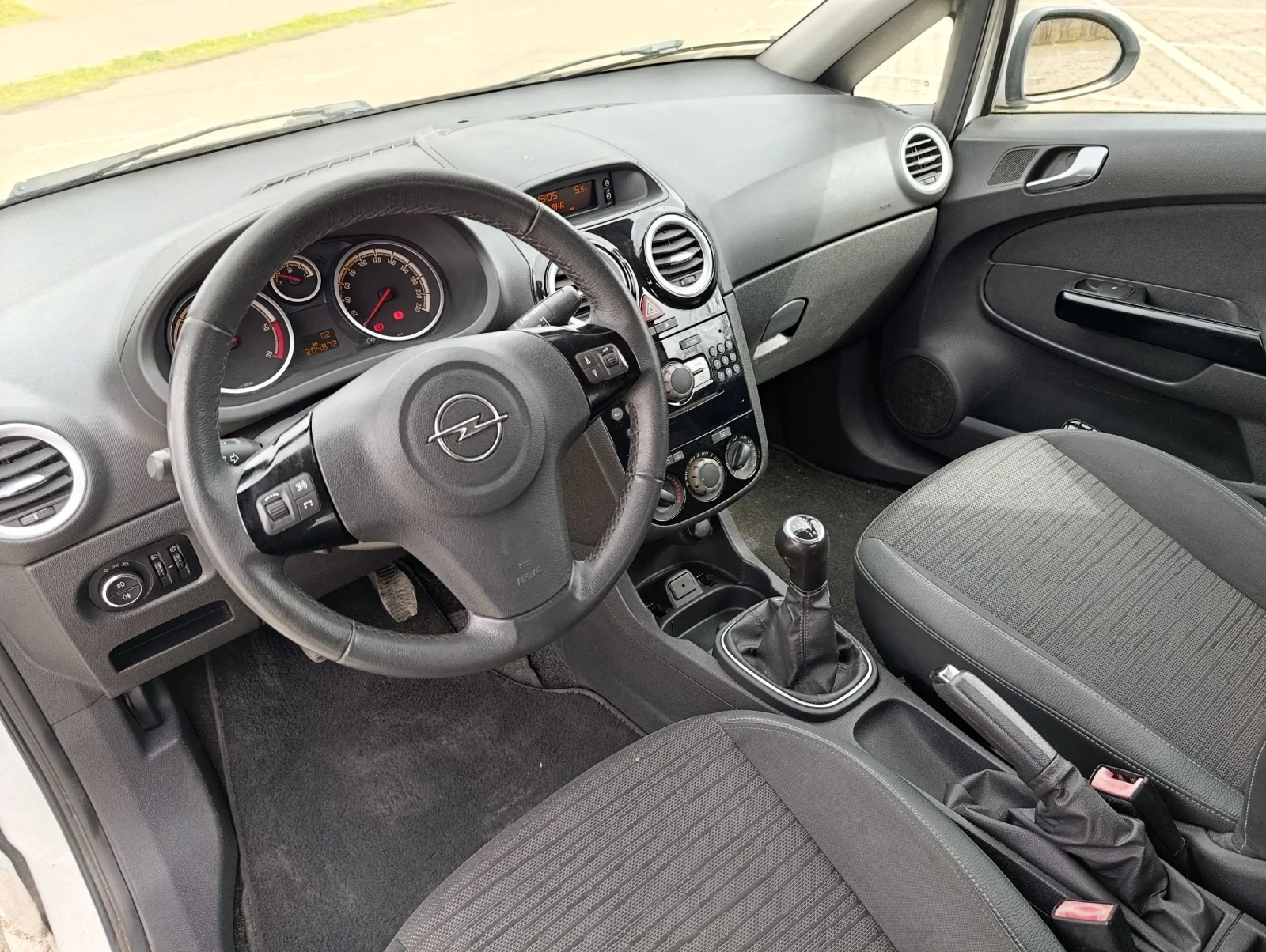 Opel Corsa 1.3CDTI ����� ����  | Mobile.bg � ����������� 11