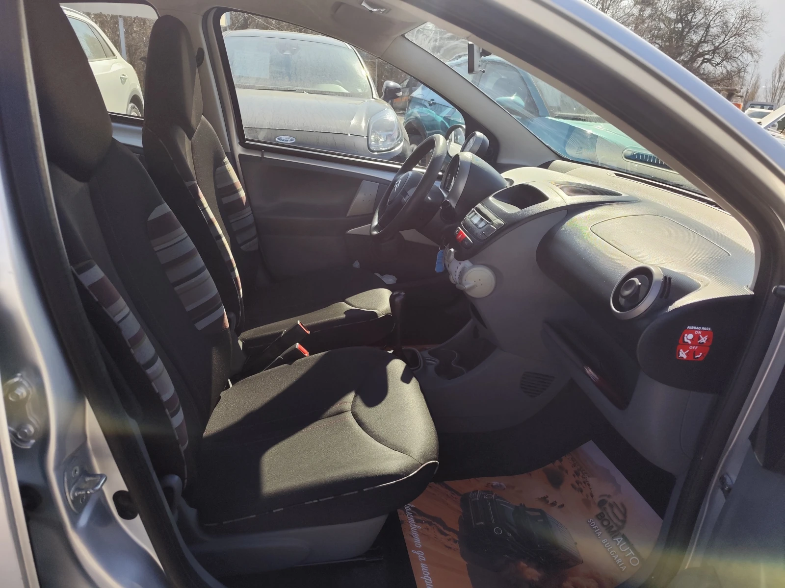 Citroen C1 1.0i* EURO5B* KLIMA* 134000km!, снимка 11 - Автомобили и джипове - 53824830