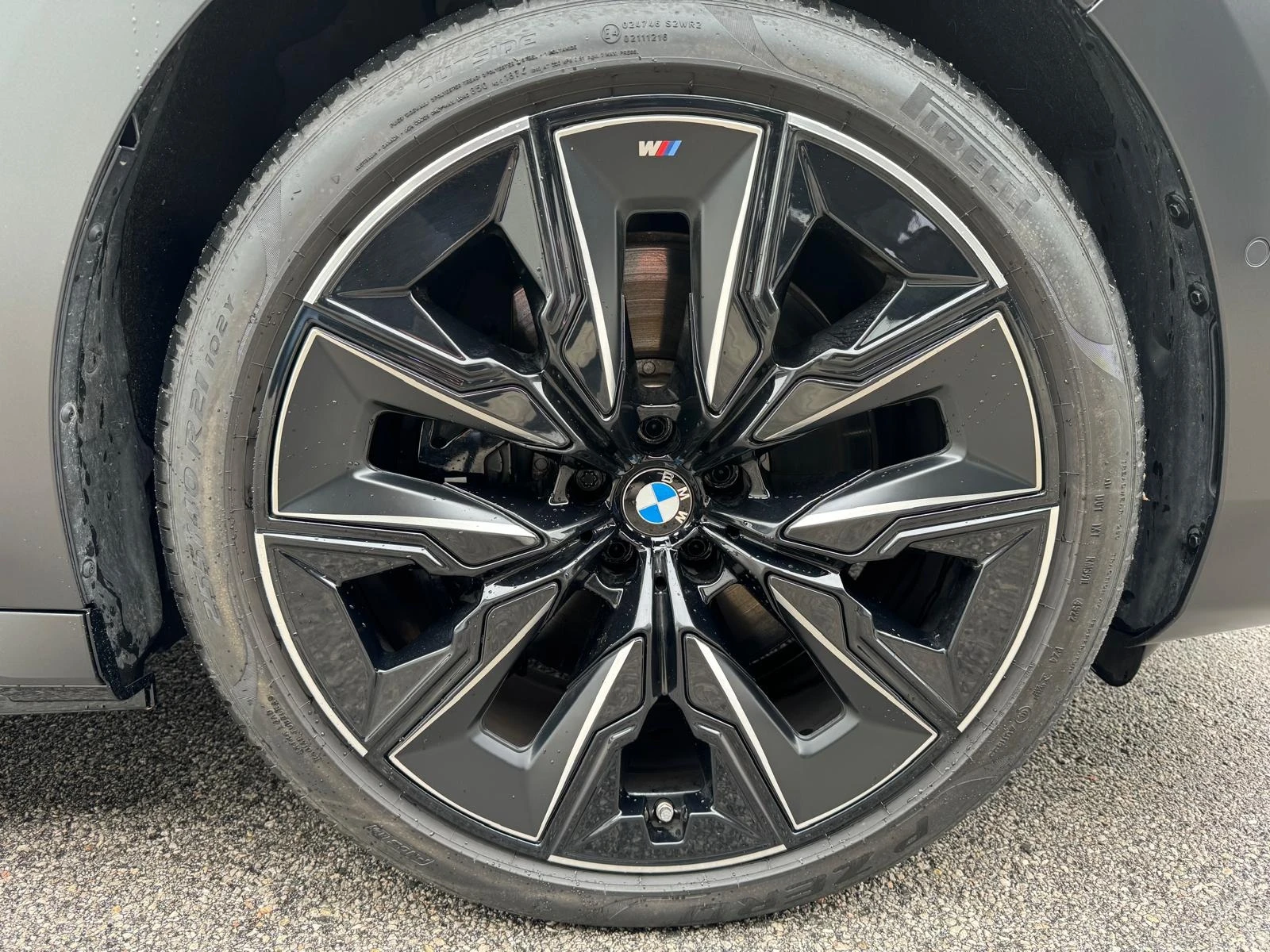 BMW 760 M-Sport xDrive Hybrid, снимка 9 - Автомобили и джипове - 54029096