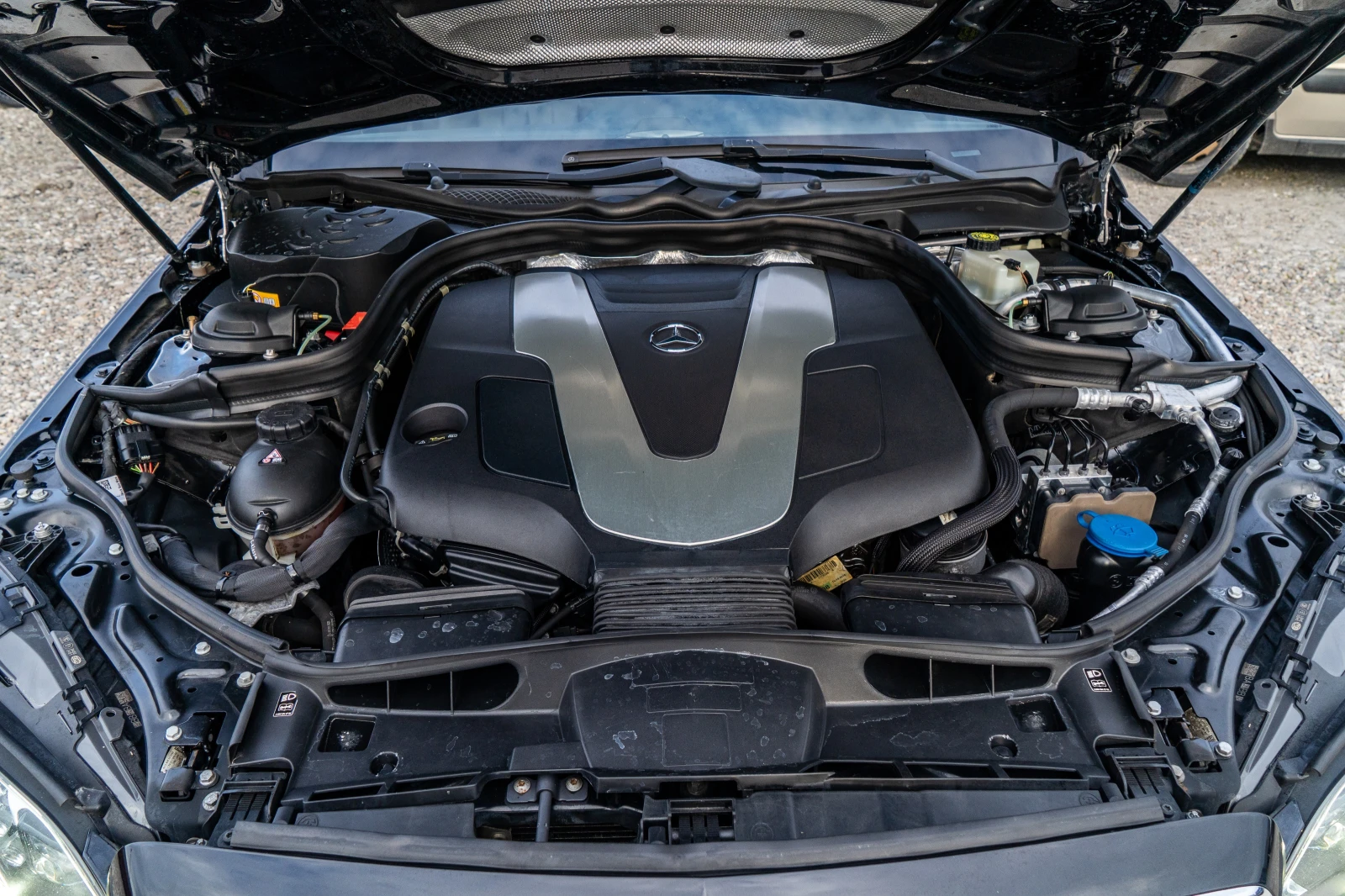 Mercedes-Benz E 350 D = 11.2016 = FULL MAX = , снимка 17 - Автомобили и джипове - 54045414