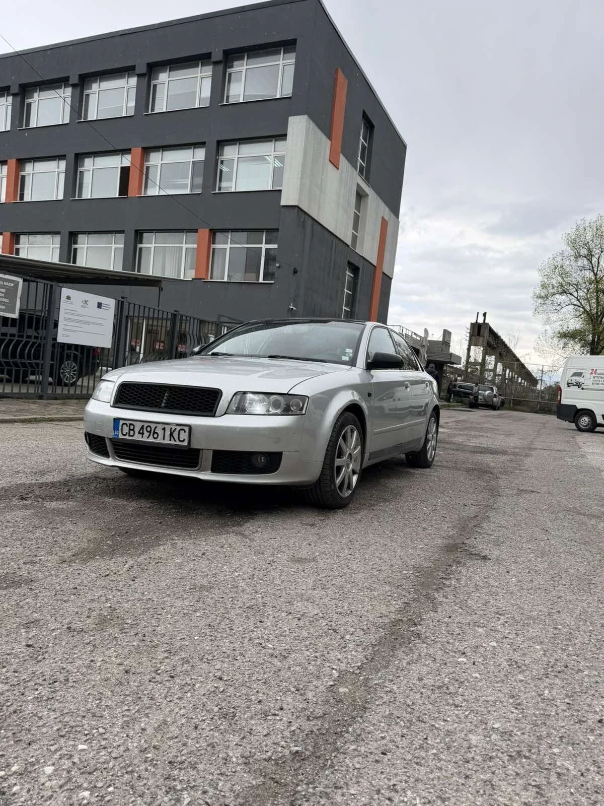 Audi A4, снимка 2 - Автомобили и джипове - 54284584