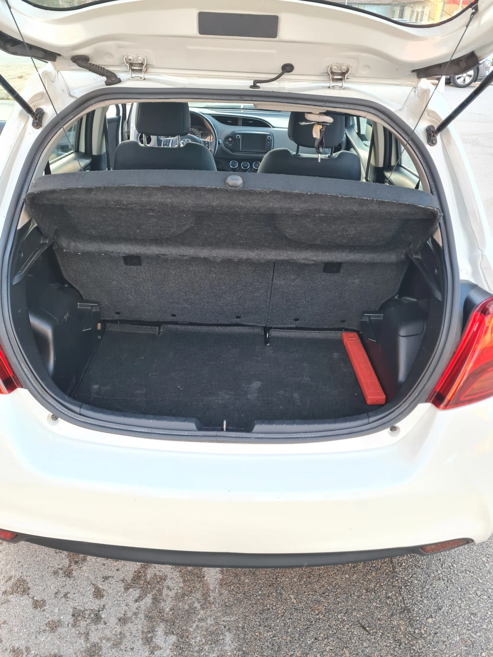 Toyota Yaris 1.4 D4D 90к.с. , снимка 7 - Автомобили и джипове - 54425004