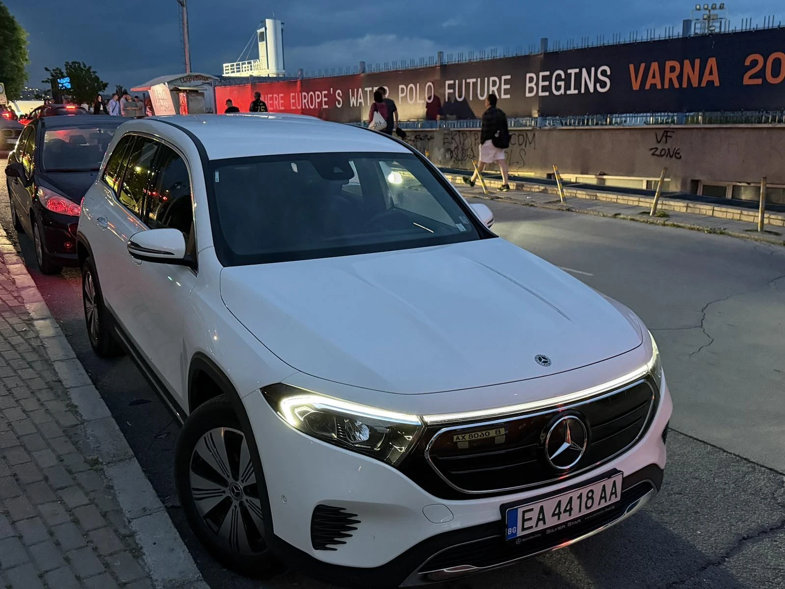 Mercedes-Benz EQB 250+  | Mobile.bg � ����������� 16