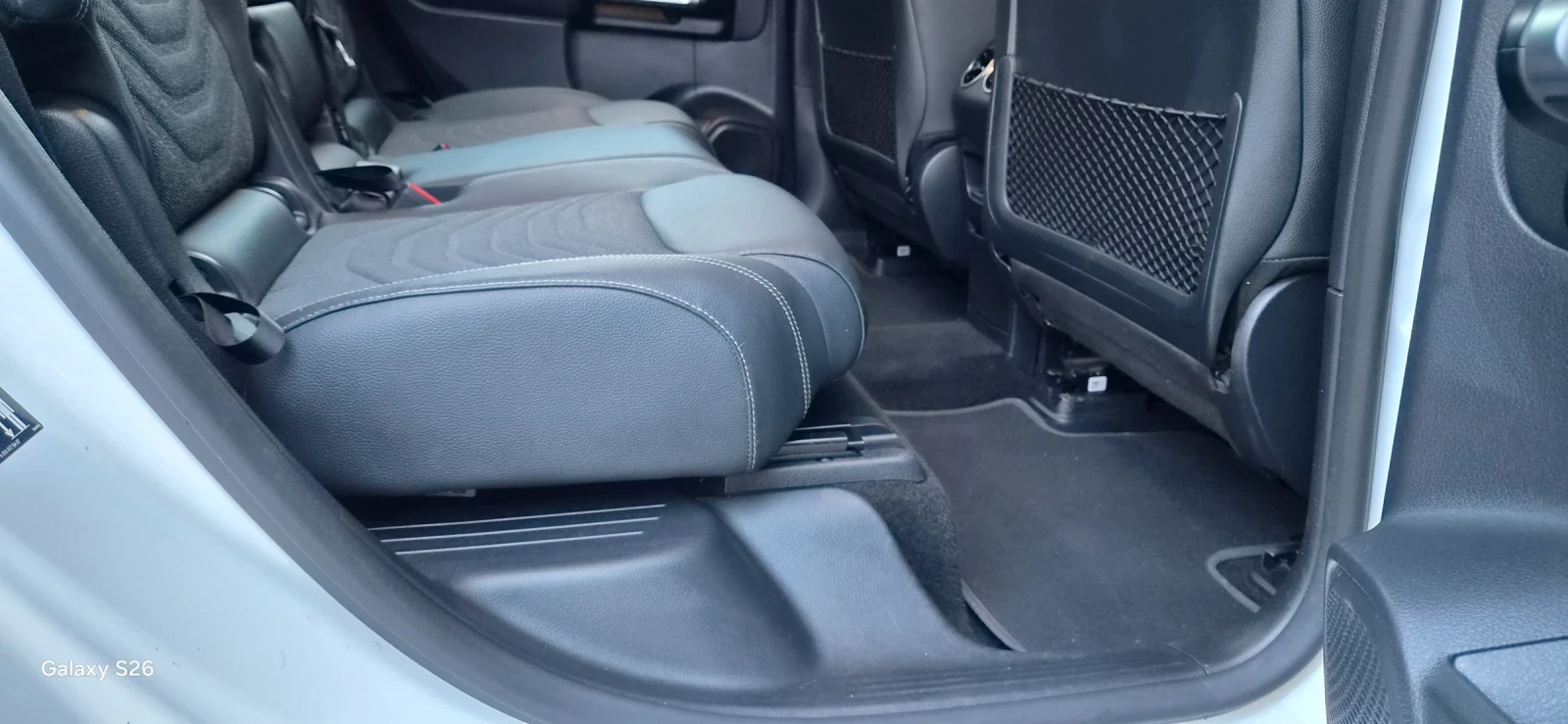 Mercedes-Benz EQB 250+ , снимка 10 - Автомобили и джипове - 54672619