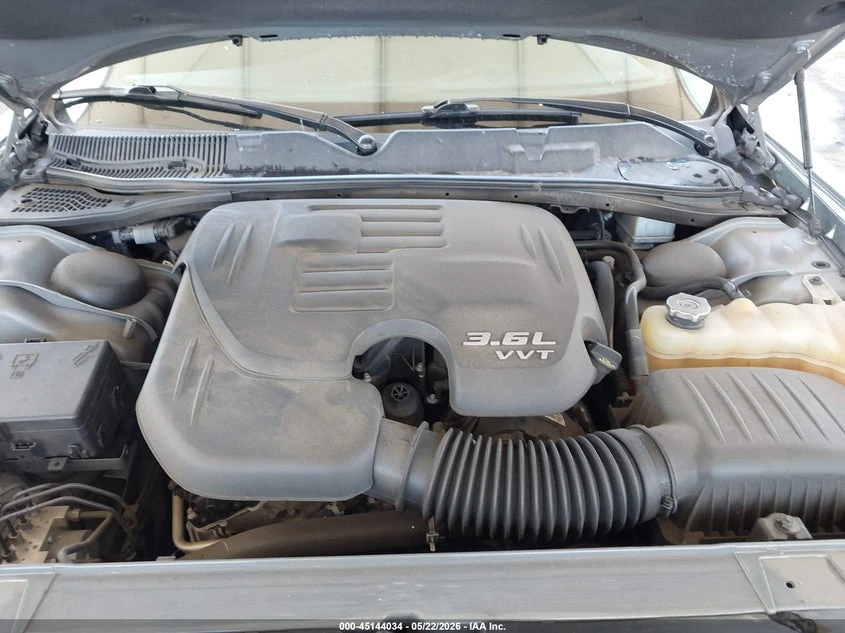Dodge Challenger 3.6L V-6 DOHC, VVT, 305HP Rear Wheel Drive | Mobile.bg � ����������� 10