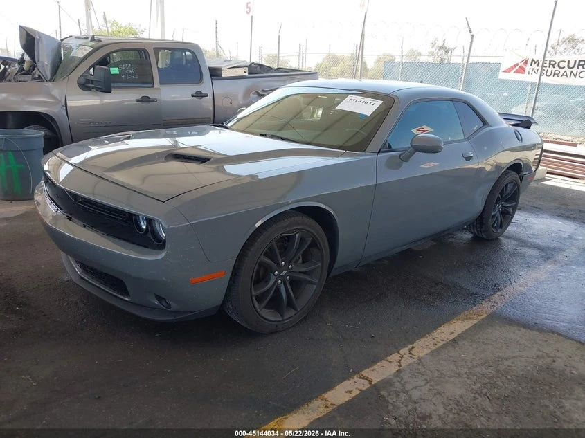 Dodge Challenger 3.6L V-6 DOHC, VVT, 305HP Rear Wheel Drive | Mobile.bg � ����������� 2