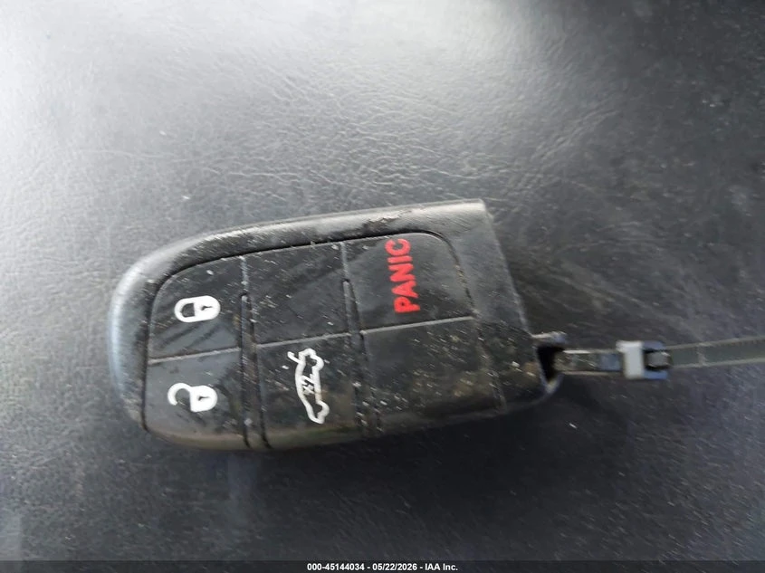 Dodge Challenger 3.6L V-6 DOHC, VVT, 305HP Rear Wheel Drive | Mobile.bg � ����������� 11