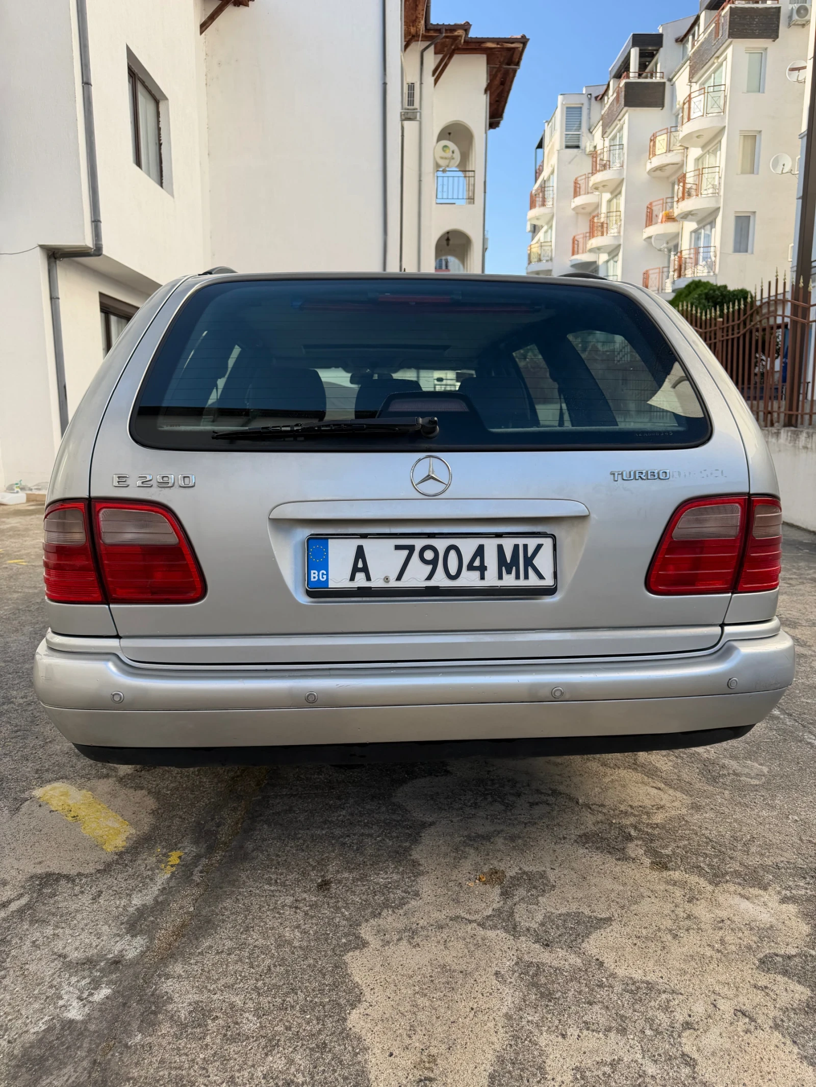Mercedes-Benz E 290, снимка 7 - Автомобили и джипове - 54993285