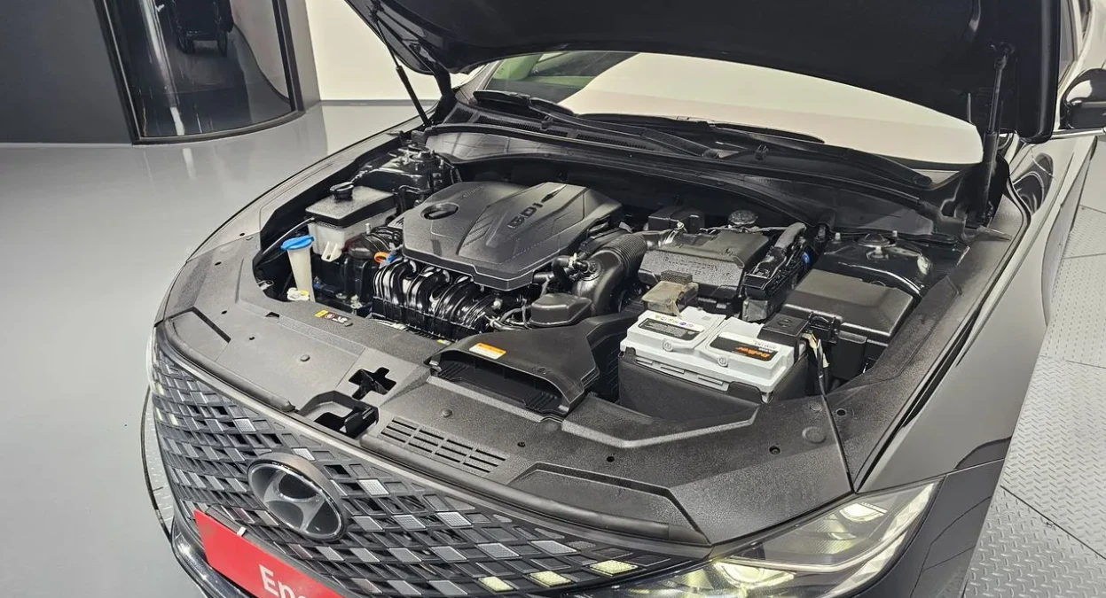 Hyundai Grandeur ОБДУХ* КАМЕРА* ДИСТРОНИК* КОЖА, снимка 15 - Автомобили и джипове - 55566070