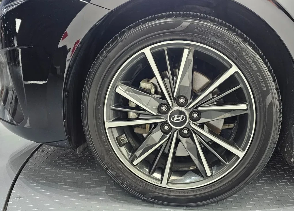 Hyundai Grandeur ОБДУХ* КАМЕРА* ДИСТРОНИК* КОЖА, снимка 5 - Автомобили и джипове - 55566070