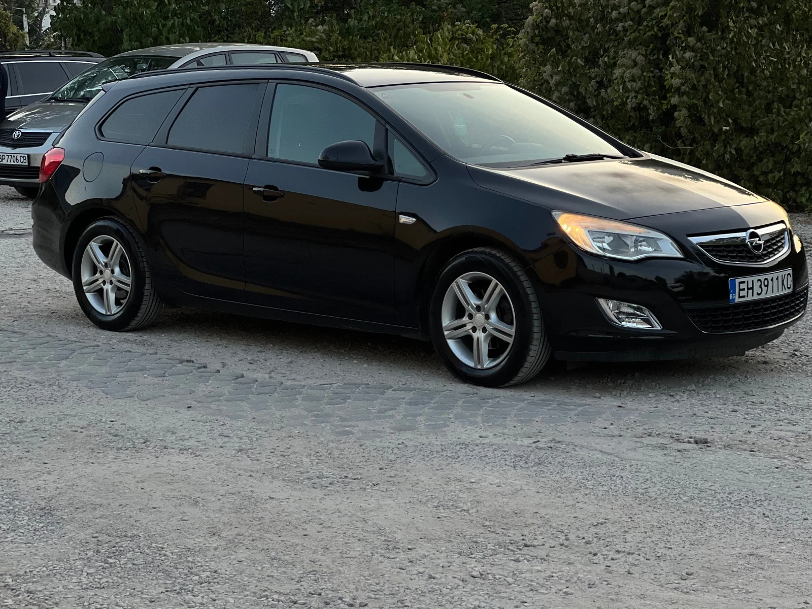 Opel Astra 1.4Т Газ!, снимка 4 - Автомобили и джипове - 55590332