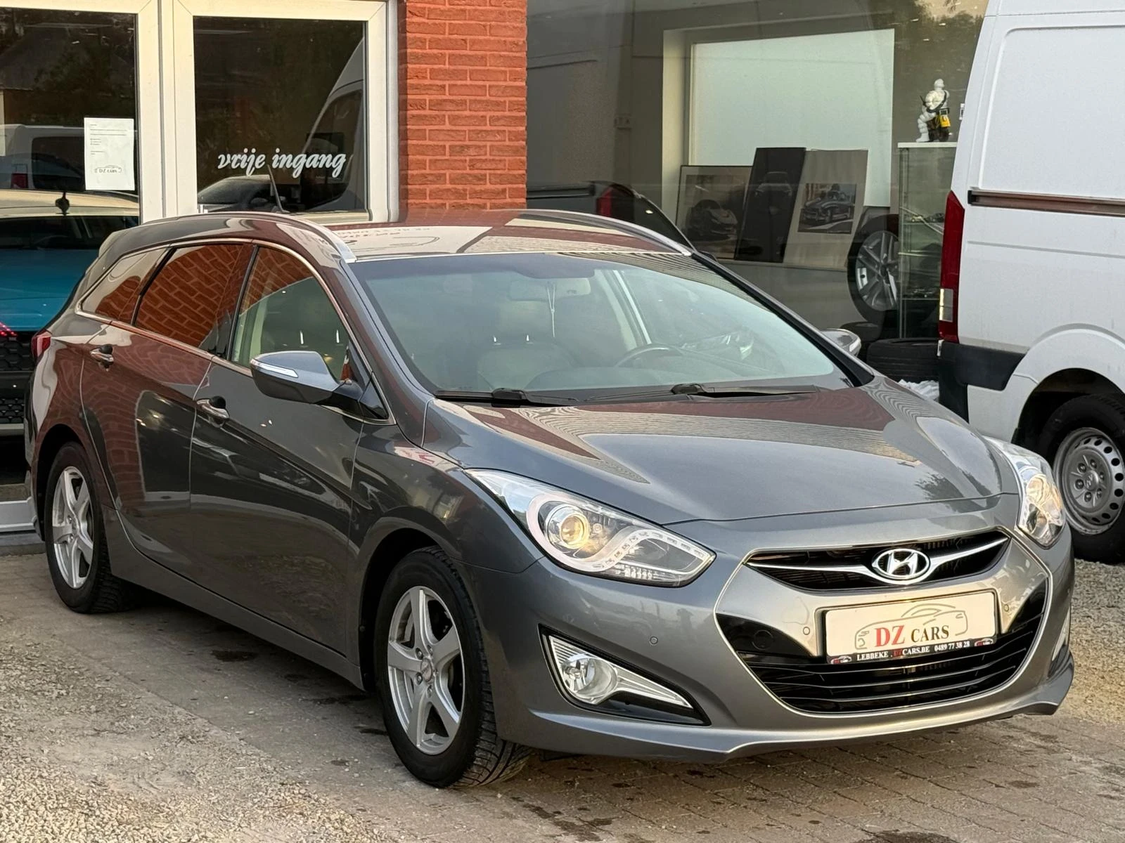 Hyundai I40 Уникално изпълнение , снимка 3 - Автомобили и джипове - 56321805