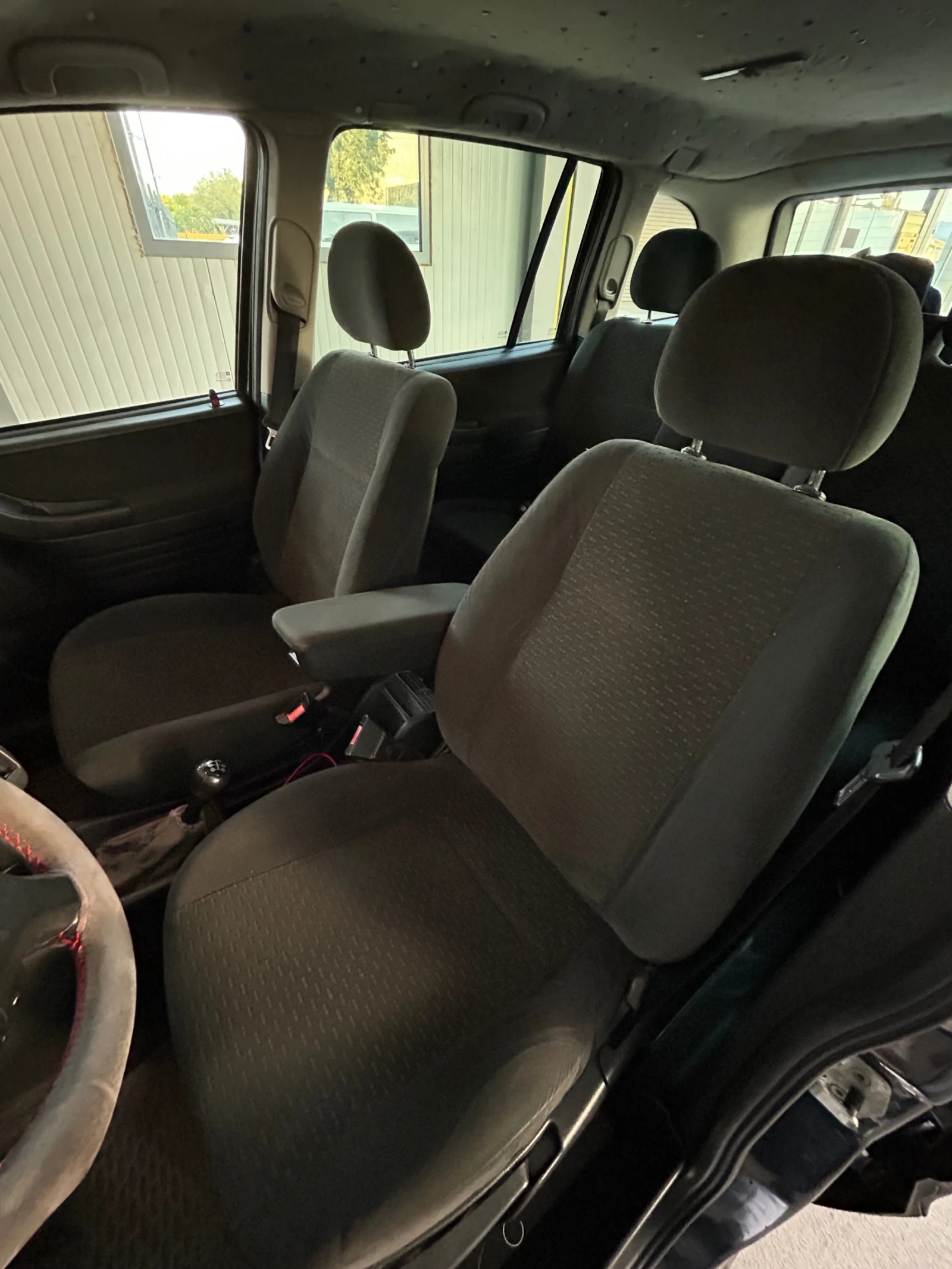 Opel Zafira, снимка 8 - Автомобили и джипове - 56569770