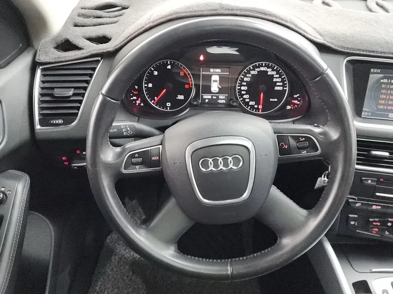 Audi Q5 2.0 TDI Quattro, снимка 13 - Автомобили и джипове - 55129971