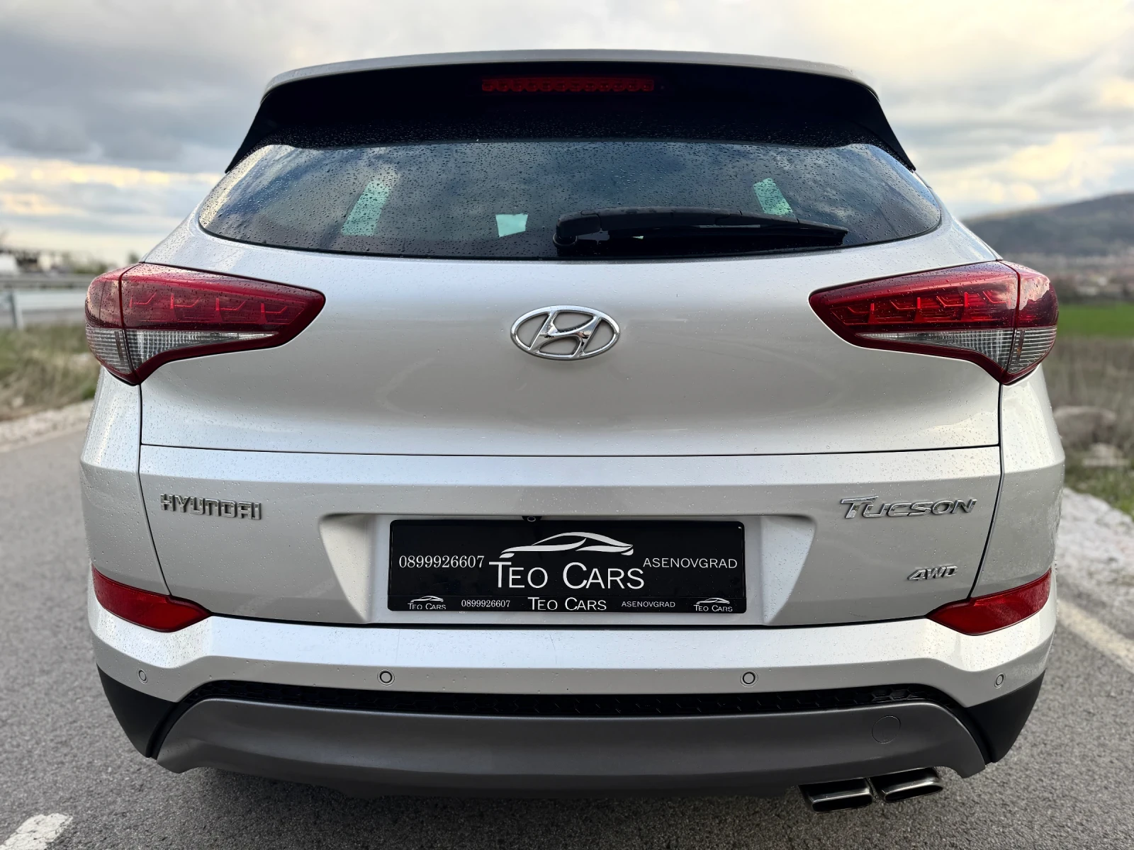 Hyundai Tucson 2.0CRDi / 4X4 / AVTOMAT / NAVI / CAMERA / PODGREV  - изображение 5