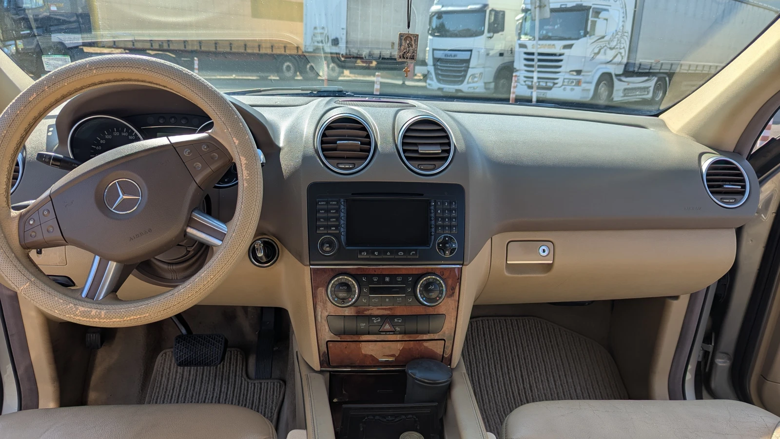 Mercedes-Benz ML 320  - изображение 8