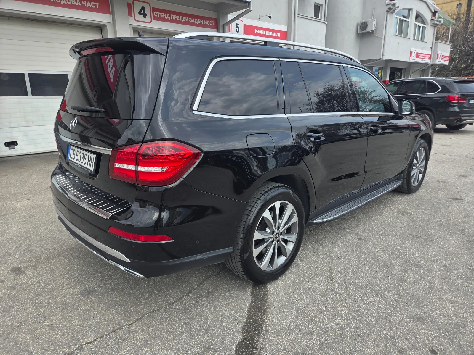 Mercedes-Benz GLS 350 CDI/4Matic/7 места/NAVI/Камера360, снимка 5 - Автомобили и джипове - 53986567